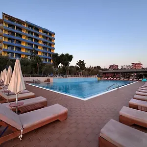 Bahamas 4* Saranda